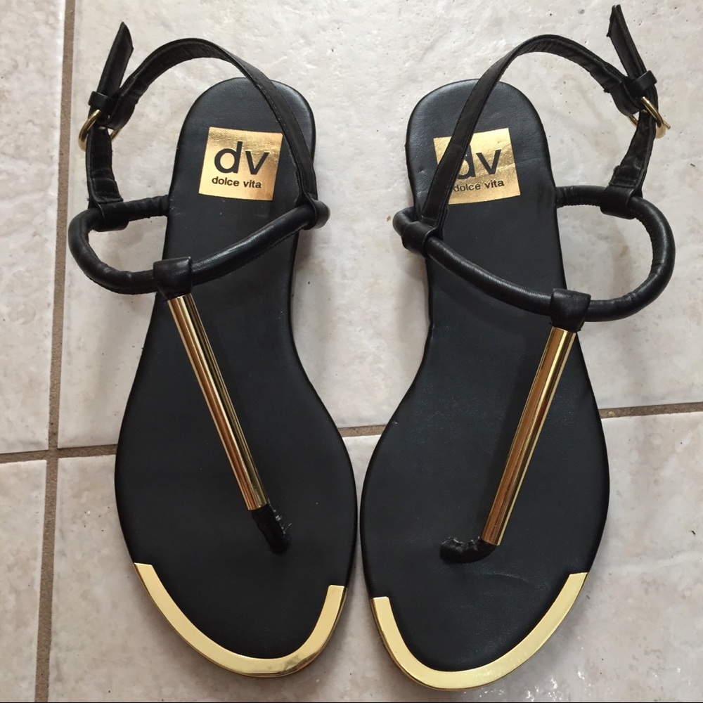 DV Like new t-strap thong sandals gold black sz 6